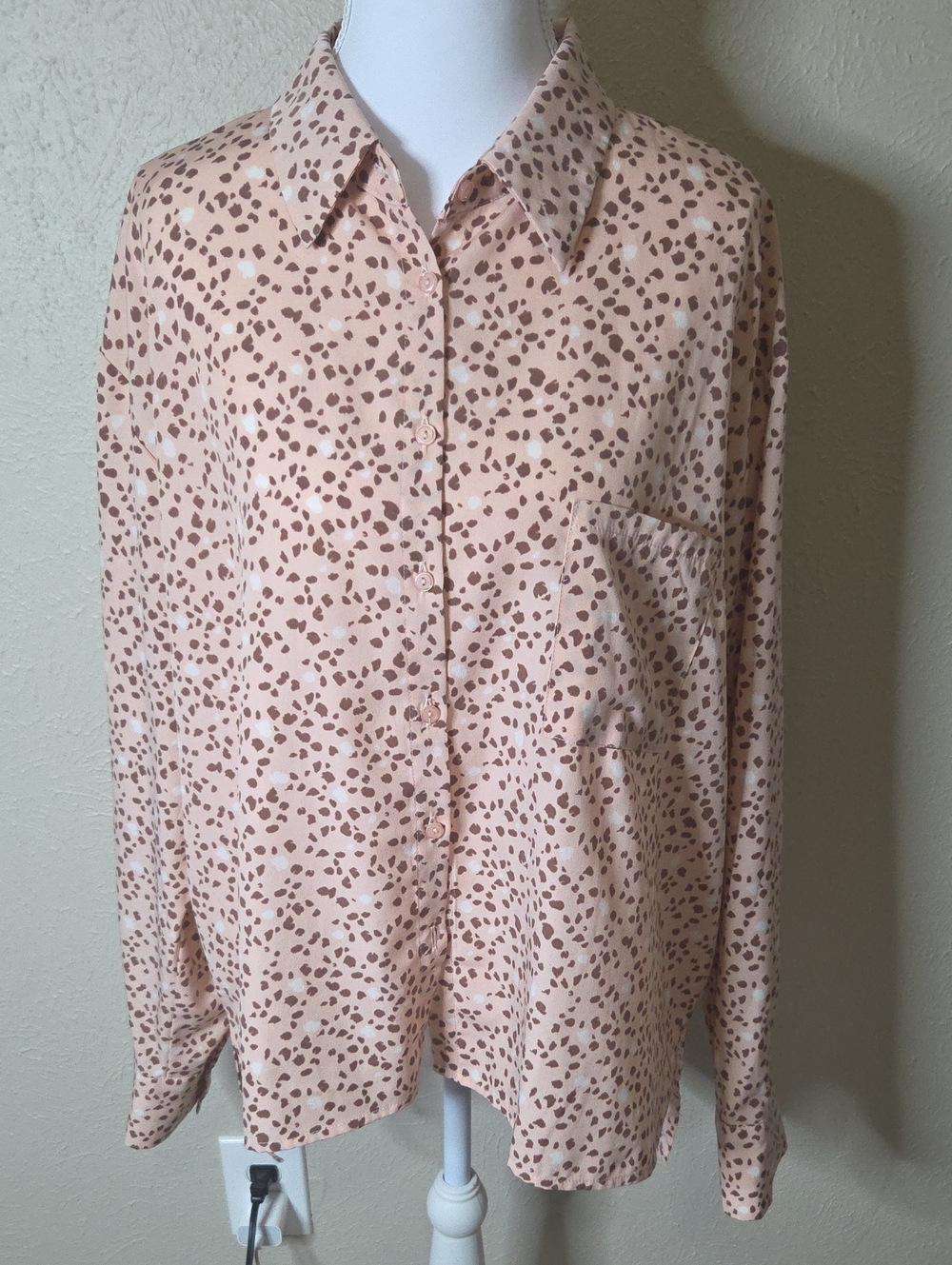 Astr Leopard-Print Button-Down Shirt in Blush and Brown, Large